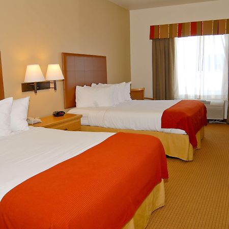 Best Western Wapakoneta Inn Habitación foto